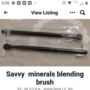 Savvy blending brushes